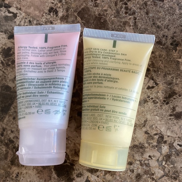 🎊Host Pick🎊 Clinique Gift Set - Picture 5 of 10